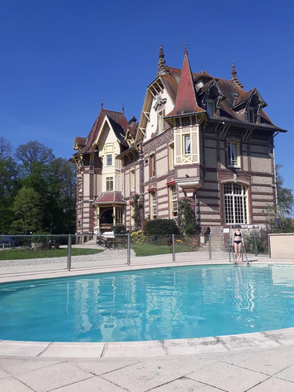 Chateau De La Rapee Hotel Restaurant Bazincourt-sur-Epte Exterior photo